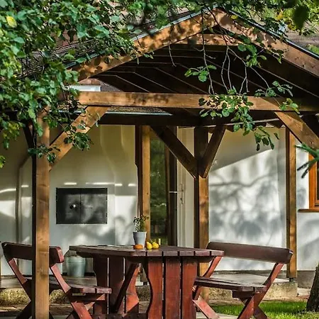 Ferienhaus Szalmaszal Vendeghaz Szarvas